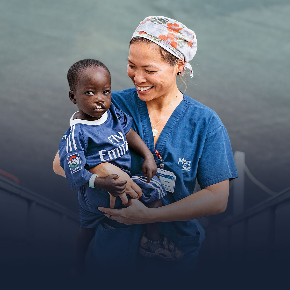 mercy-ships-phone-view-home-hero